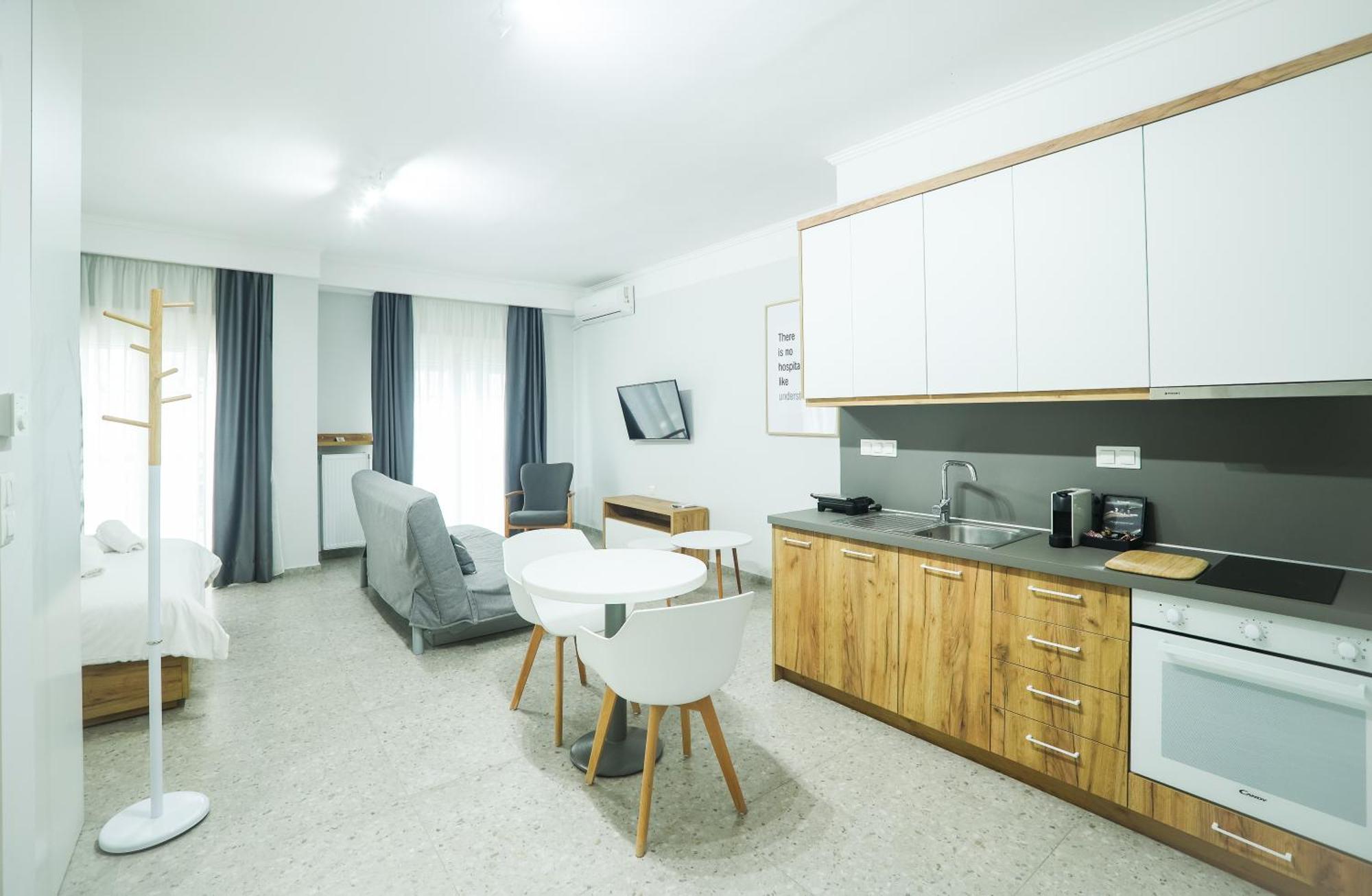 Alexandros Hotel Giannitsa Bagian luar foto