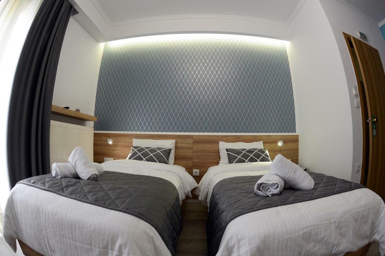 Alexandros Hotel Giannitsa Bagian luar foto