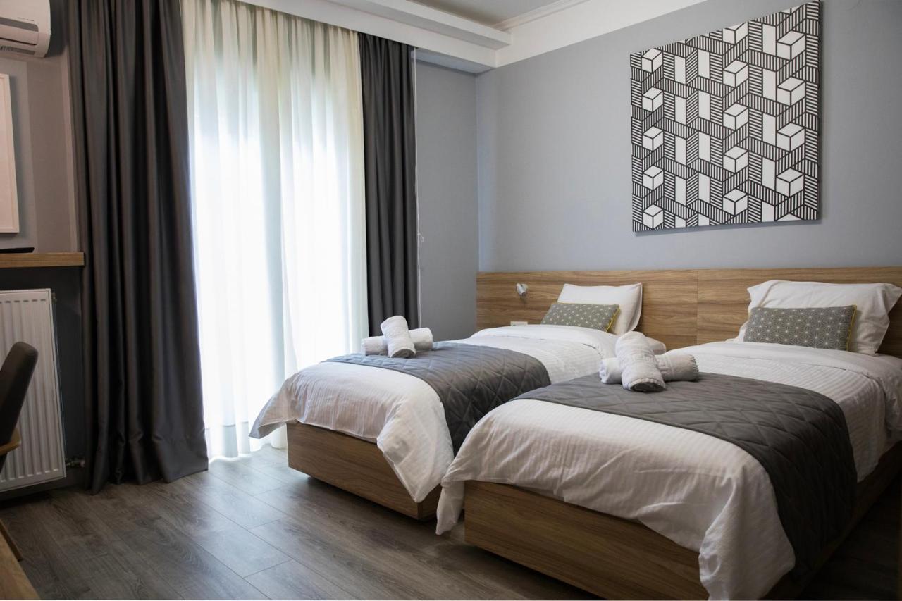 Alexandros Hotel Giannitsa Bagian luar foto